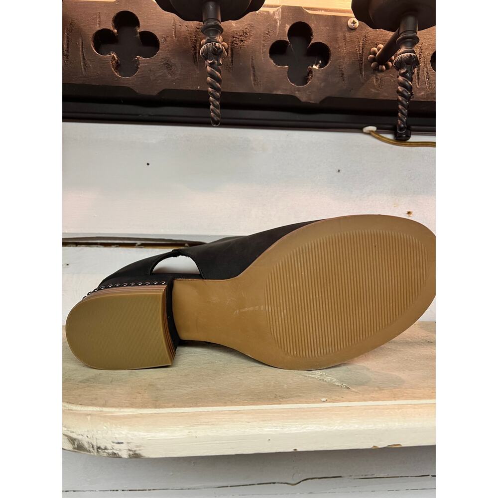 Ladies Maurice's SuperCush Studded Block Heel Bootie w/ Open Toes, Size 9M - Picture 6 of 8